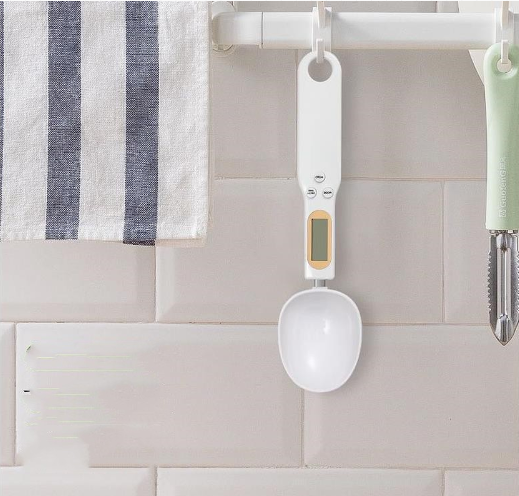 Compact Kitchen Scale & Measuring Spoon - Perfect for Weighing Dry and Wet Ingredients!